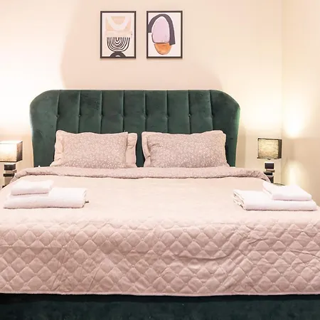 Green Residence Апартаменты